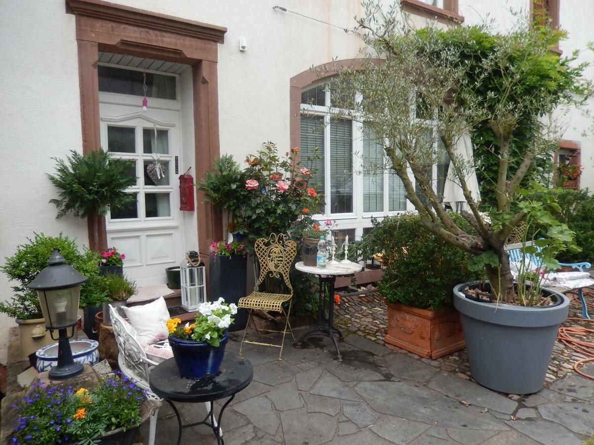 Apartment Altes Winzerhaus Osann-Monzel Buitenkant foto
